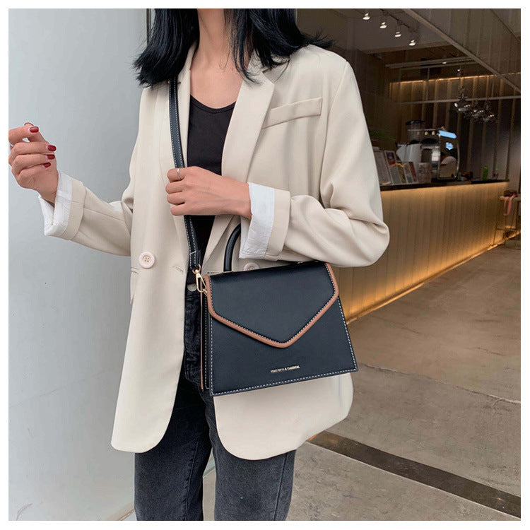 Crossbody shoulder bag
